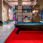 Moxy Milan Linate Airport 호텔