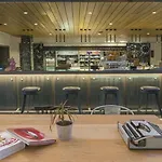 호텔 Moxy Milan Linate Airport 3*