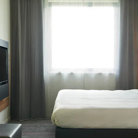 Moxy Milan Linate Airport Hotel Segrate