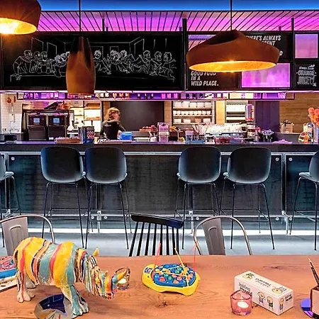 Moxy Milan Linate Airport ホテル 3*